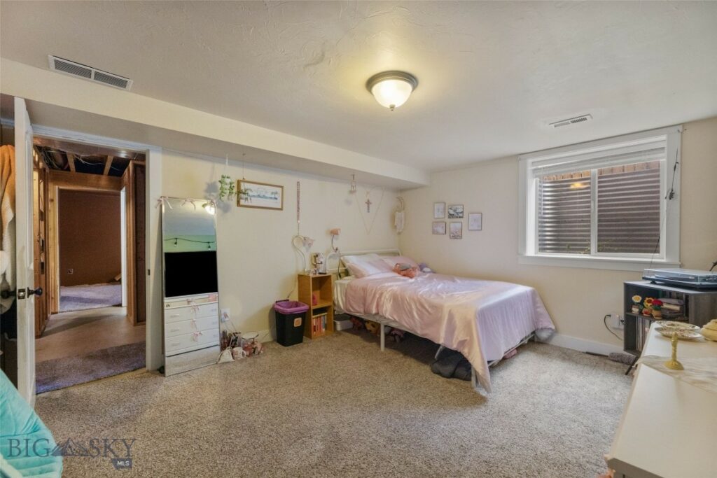 1123 Wyoming Street, Belgrade MT 59714