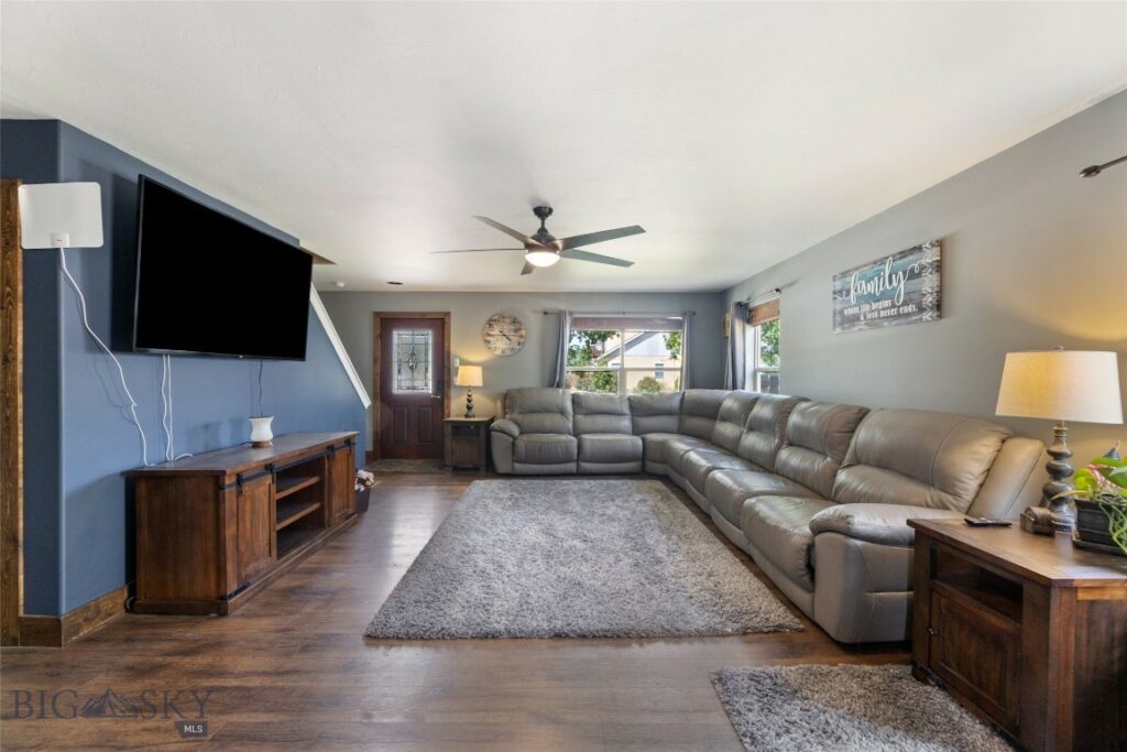 1123 Wyoming Street, Belgrade MT 59714