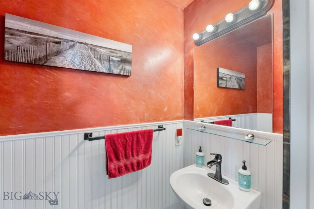 1123 Wyoming Street, Belgrade MT 59714