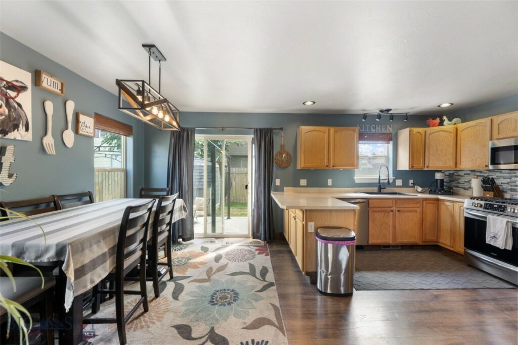 1123 Wyoming Street, Belgrade MT 59714