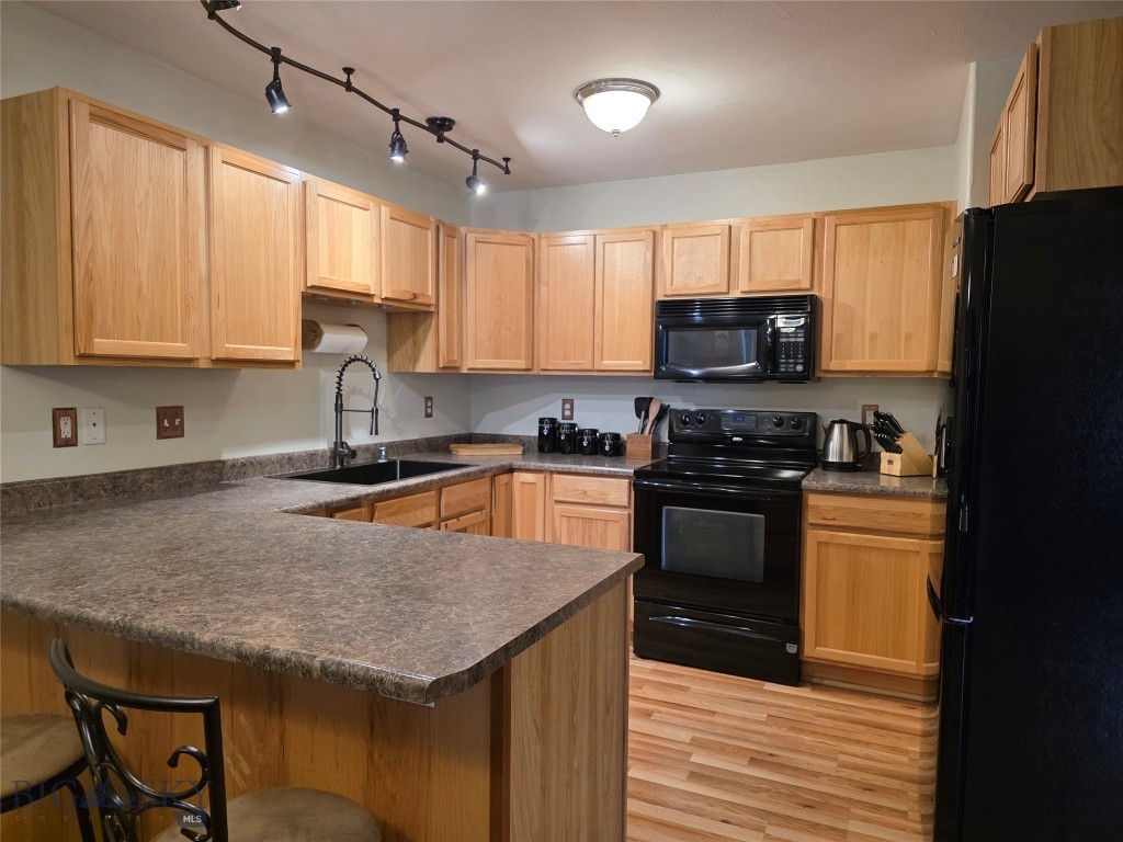 1124 Cruiser Lane, Belgrade MT 59714