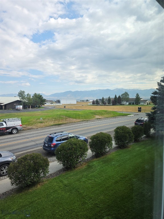 1124 Cruiser Lane, Belgrade MT 59714