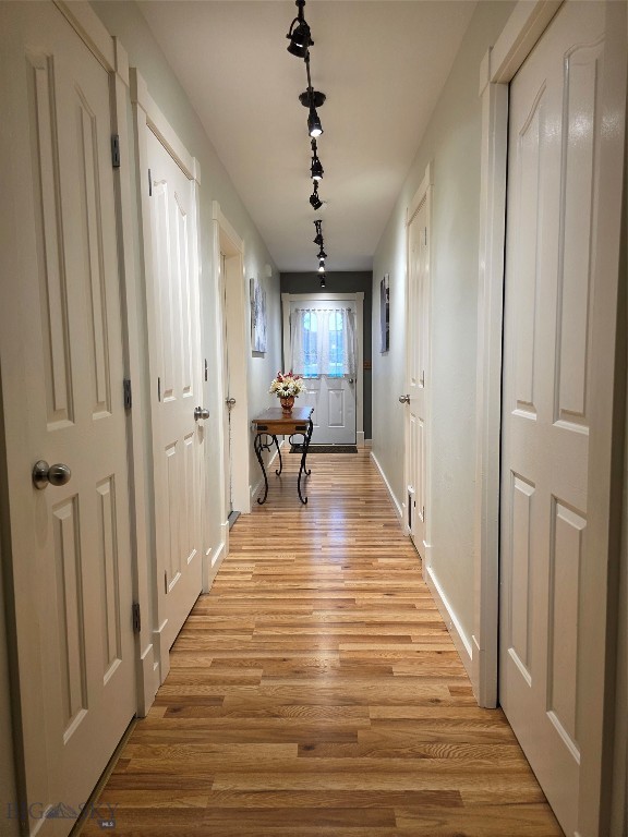 1124 Cruiser Lane, Belgrade MT 59714