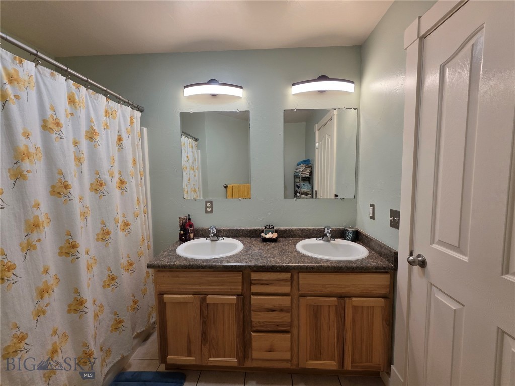 1124 Cruiser Lane, Belgrade MT 59714