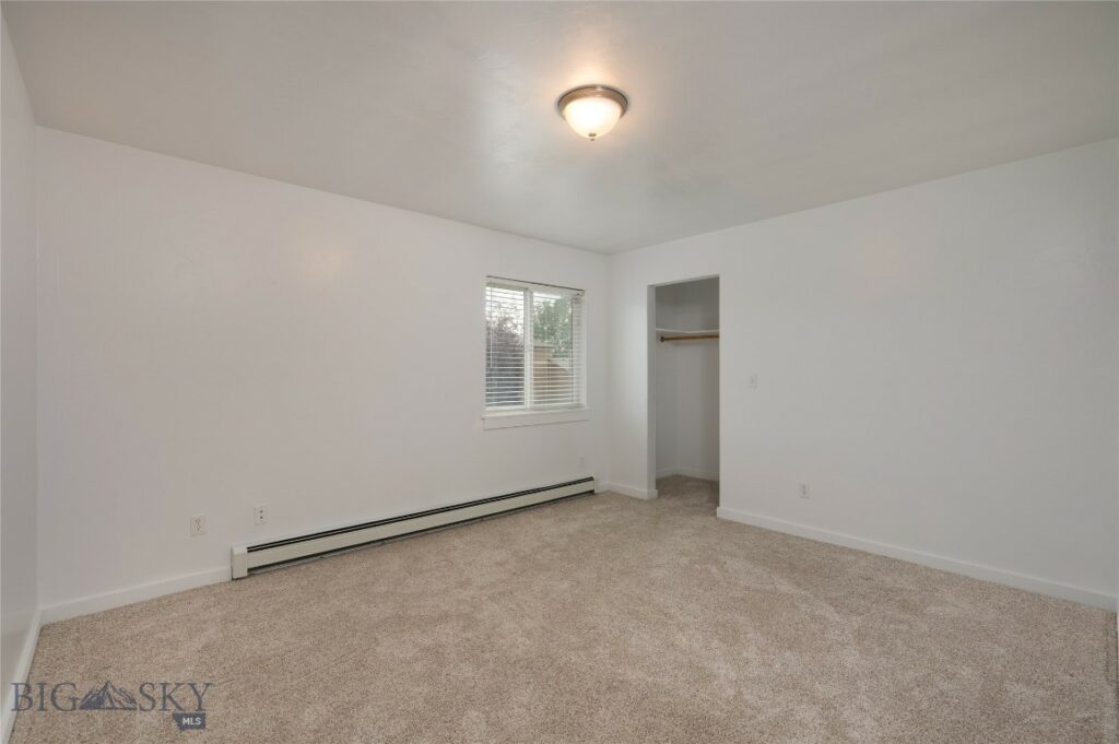 1126 Cruiser Lane, Belgrade MT 59714
