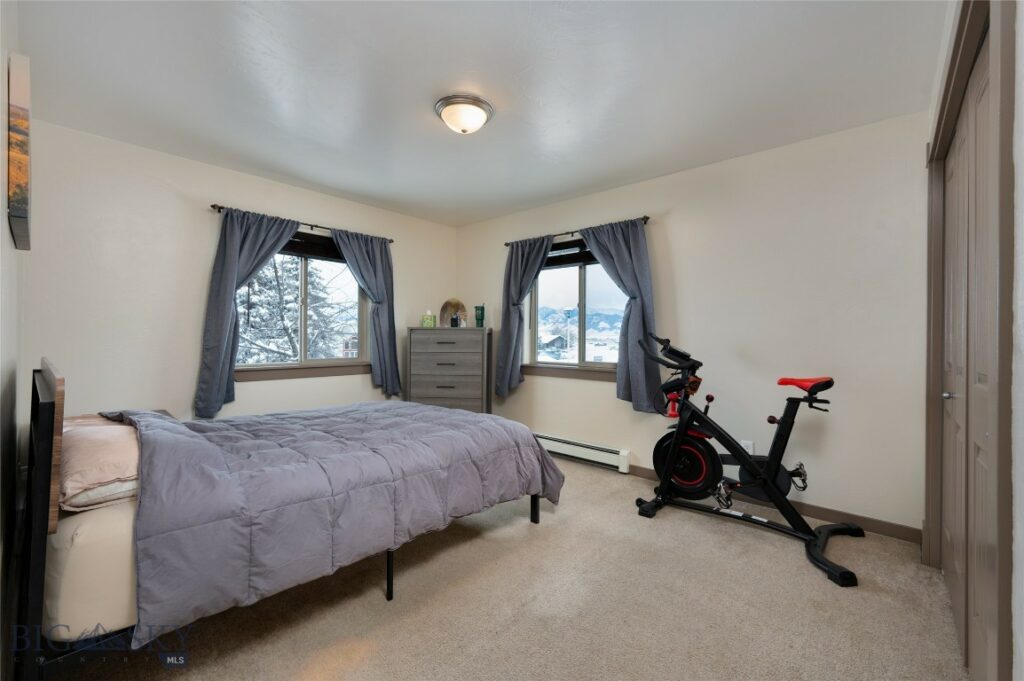 1132 Cruiser Lane, Belgrade MT 59714