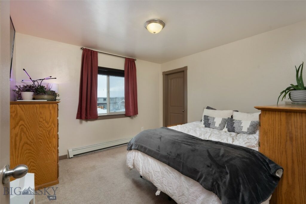 1132 Cruiser Lane, Belgrade MT 59714