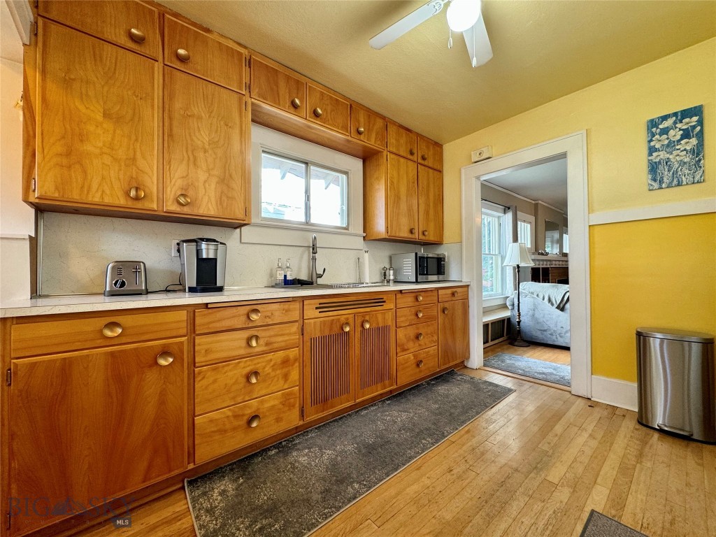 114 S 8th St., Livingston MT 59047