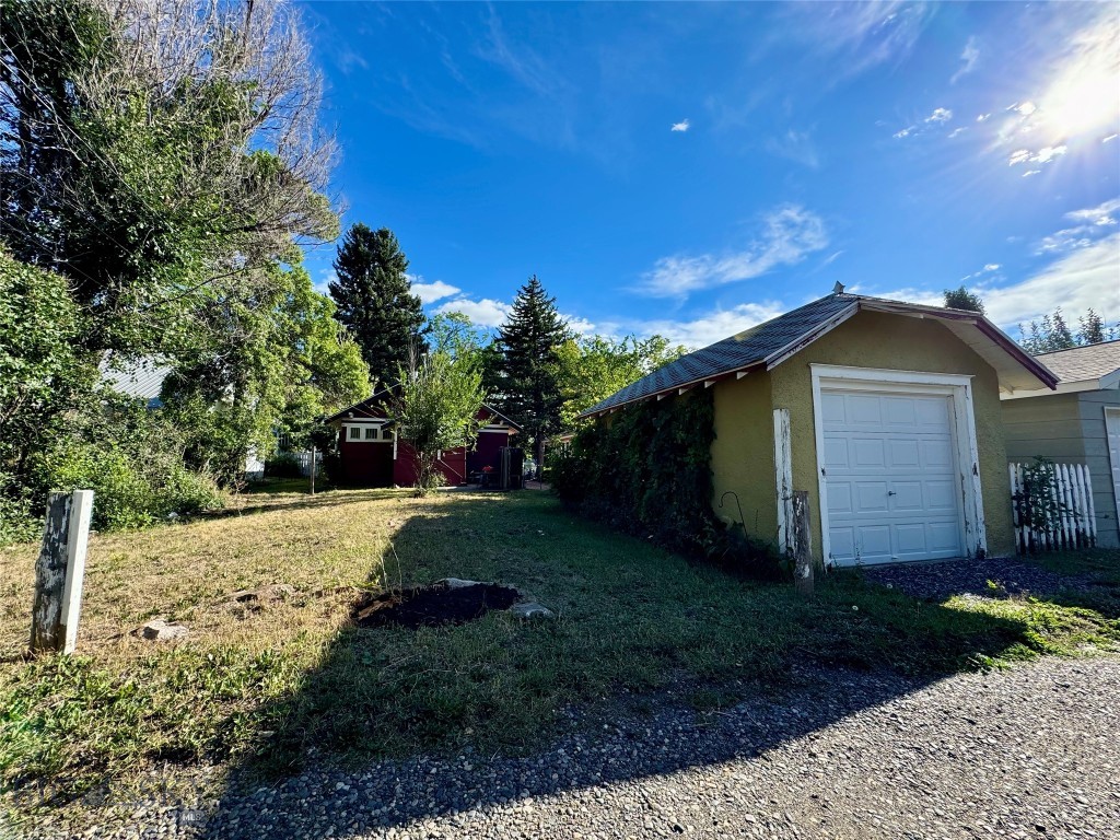 114 S 8th St., Livingston MT 59047