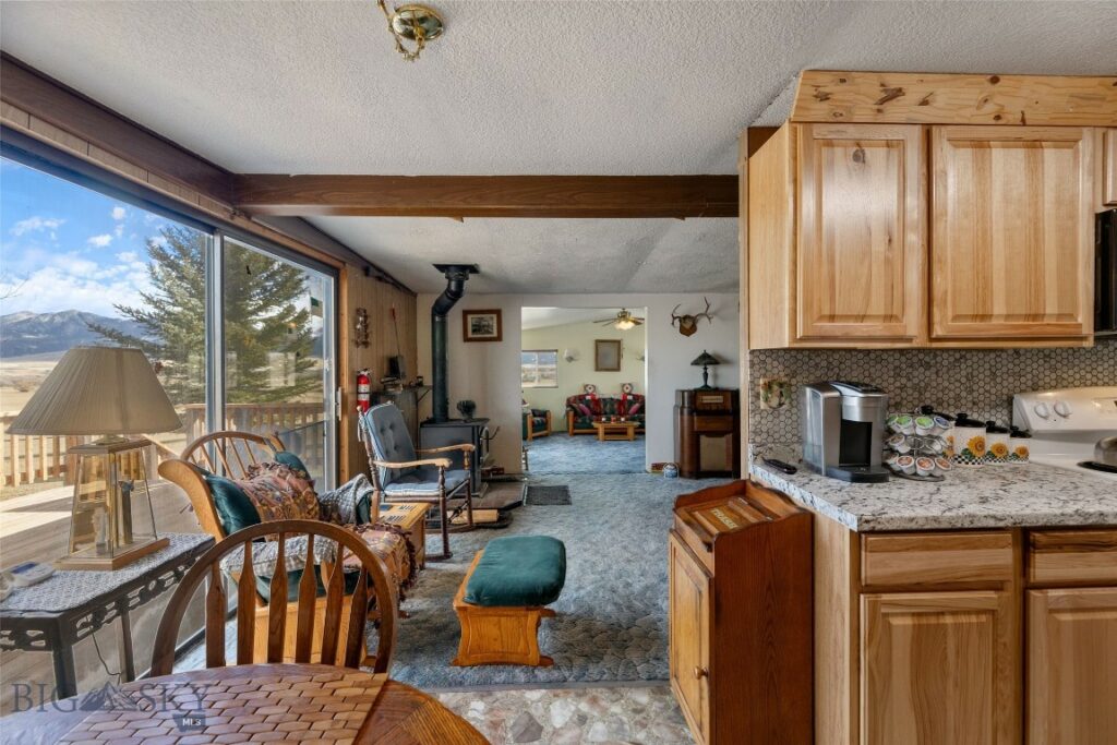 114 Willow Creek Road, Livingston MT 59047