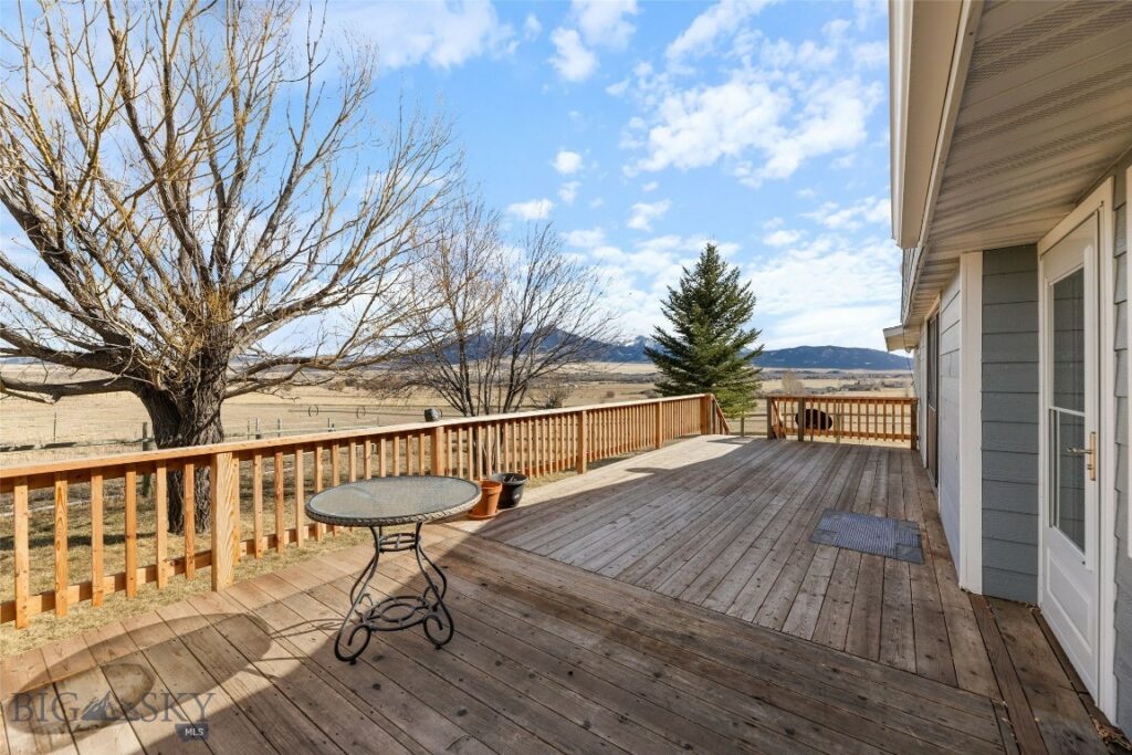 114 Willow Creek Road, Livingston MT 59047