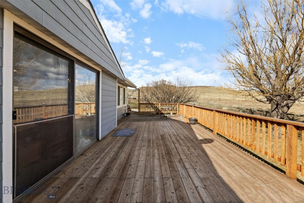 114 Willow Creek Road, Livingston MT 59047