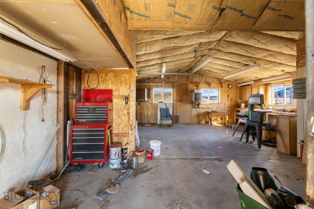 114 Willow Creek Road, Livingston MT 59047