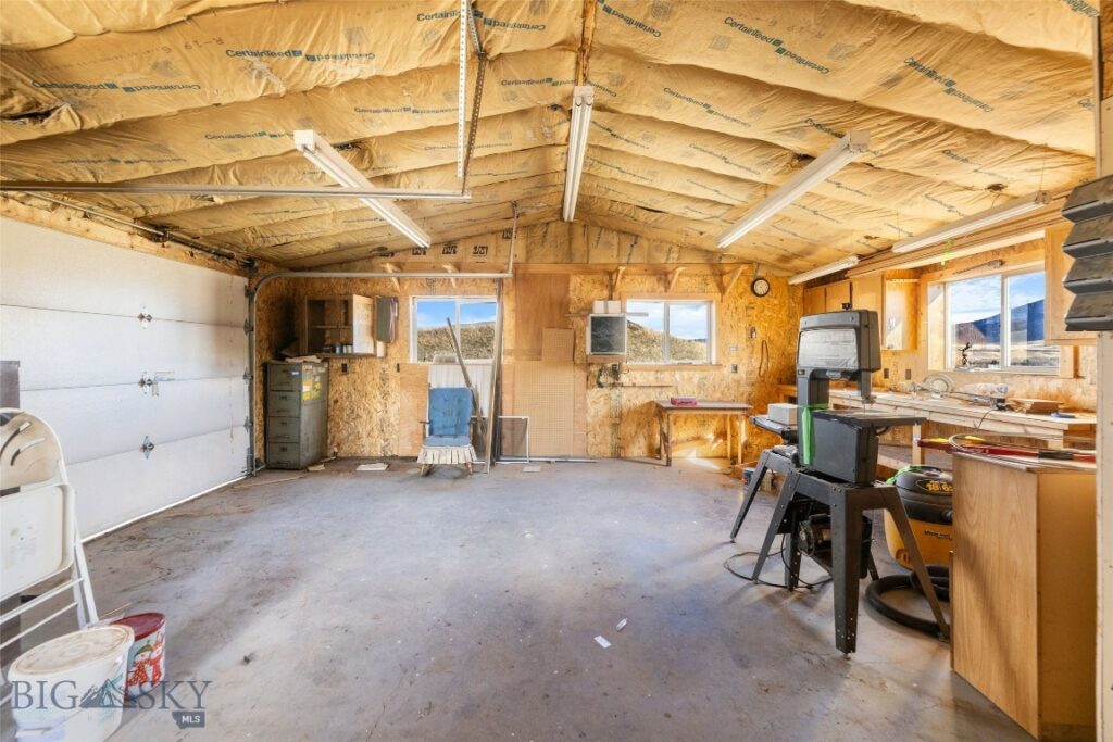 114 Willow Creek Road, Livingston MT 59047
