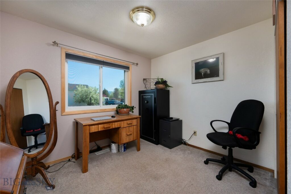 115 8th, Belgrade MT 59714