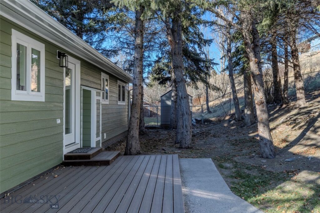 116 Star Road, Livingston MT 59047