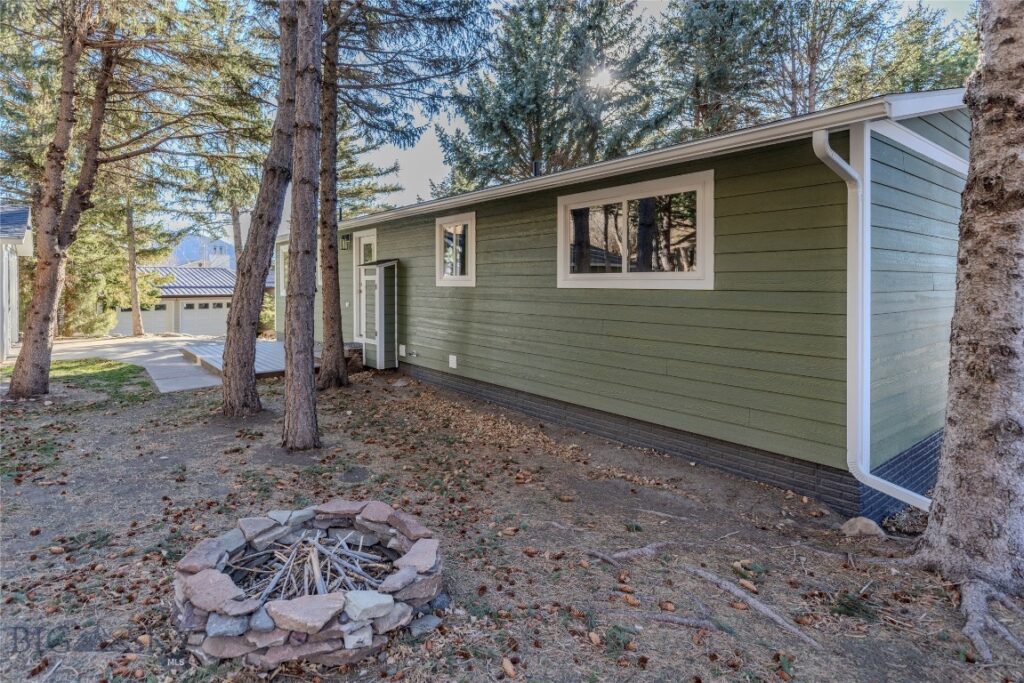 116 Star Road, Livingston MT 59047