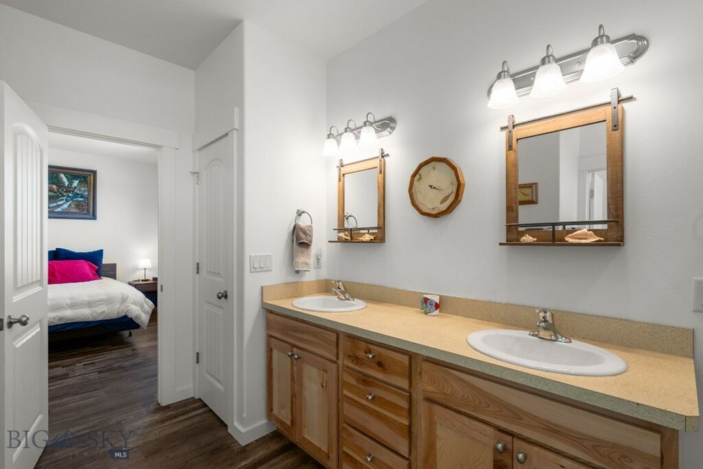1165 Stewart Loop, Bozeman MT 59718