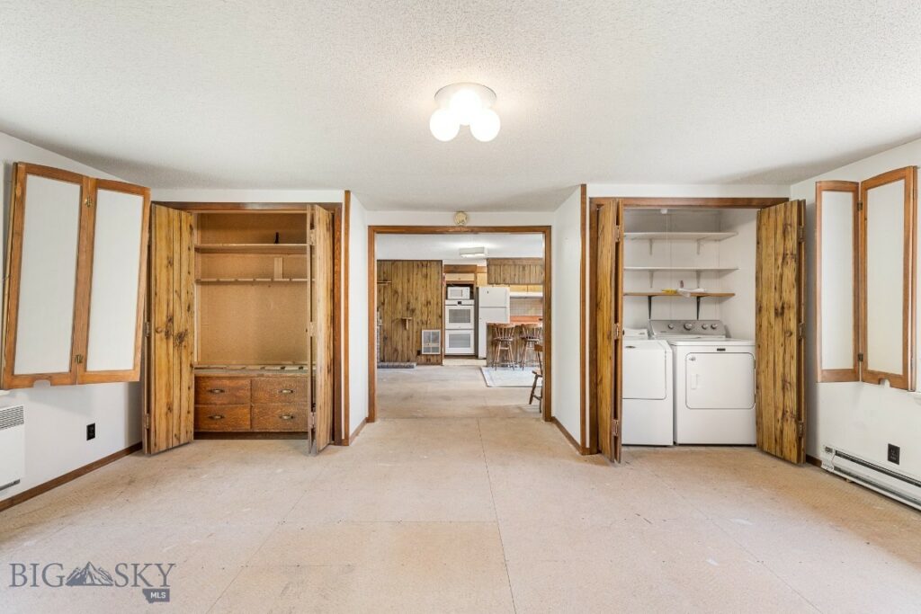 117 Deep Creek Road, Livingston MT 59047