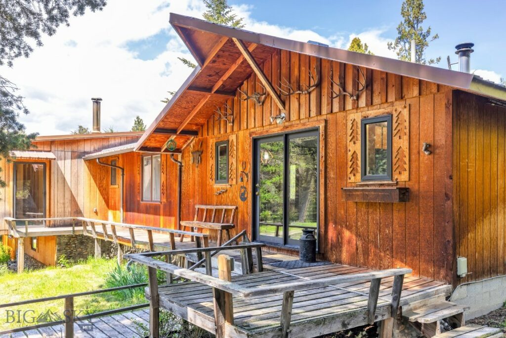 117 Deep Creek Road, Livingston MT 59047