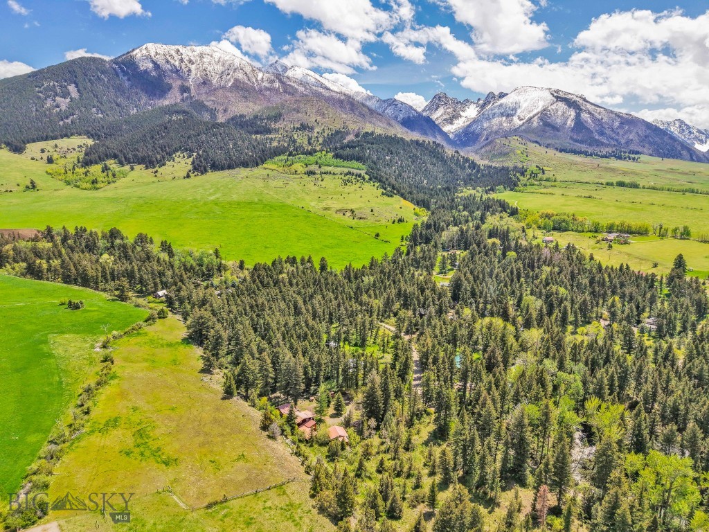 117 Deep Creek Road, Livingston MT 59047