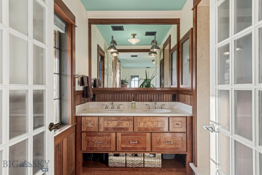 117 Falls Creek Road, Livingston MT 59047