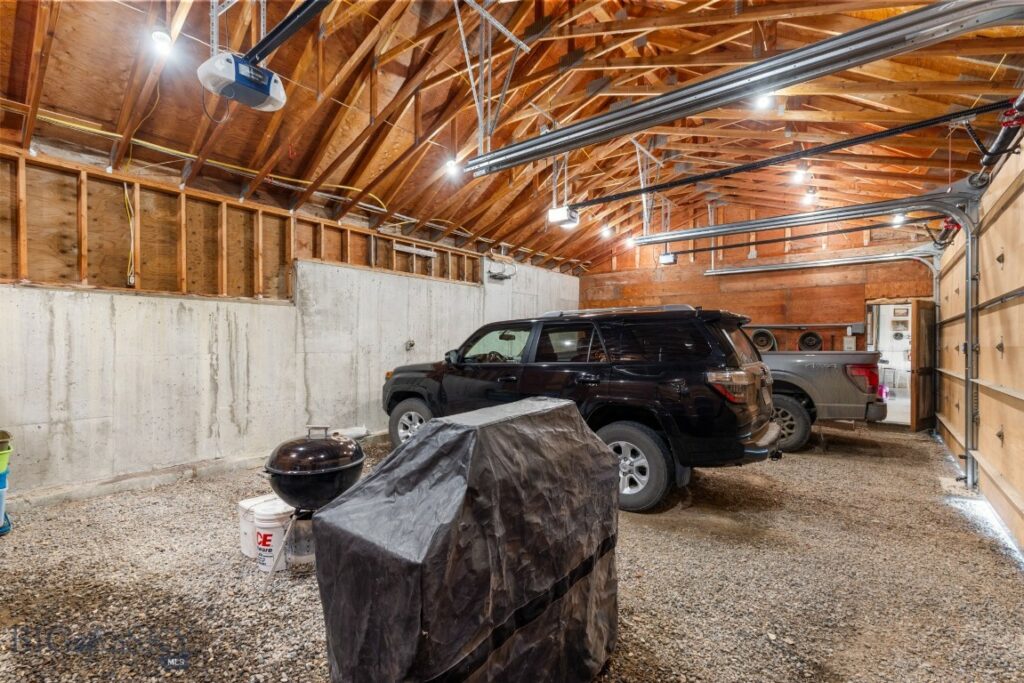 117 Falls Creek Road, Livingston MT 59047