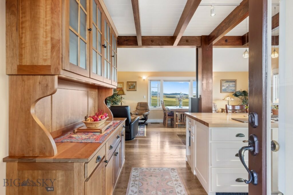 117 Falls Creek Road, Livingston MT 59047