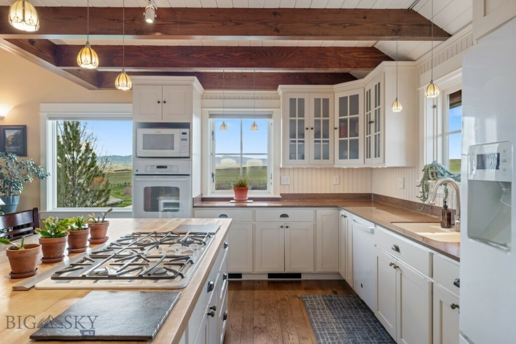 117 Falls Creek Road, Livingston MT 59047