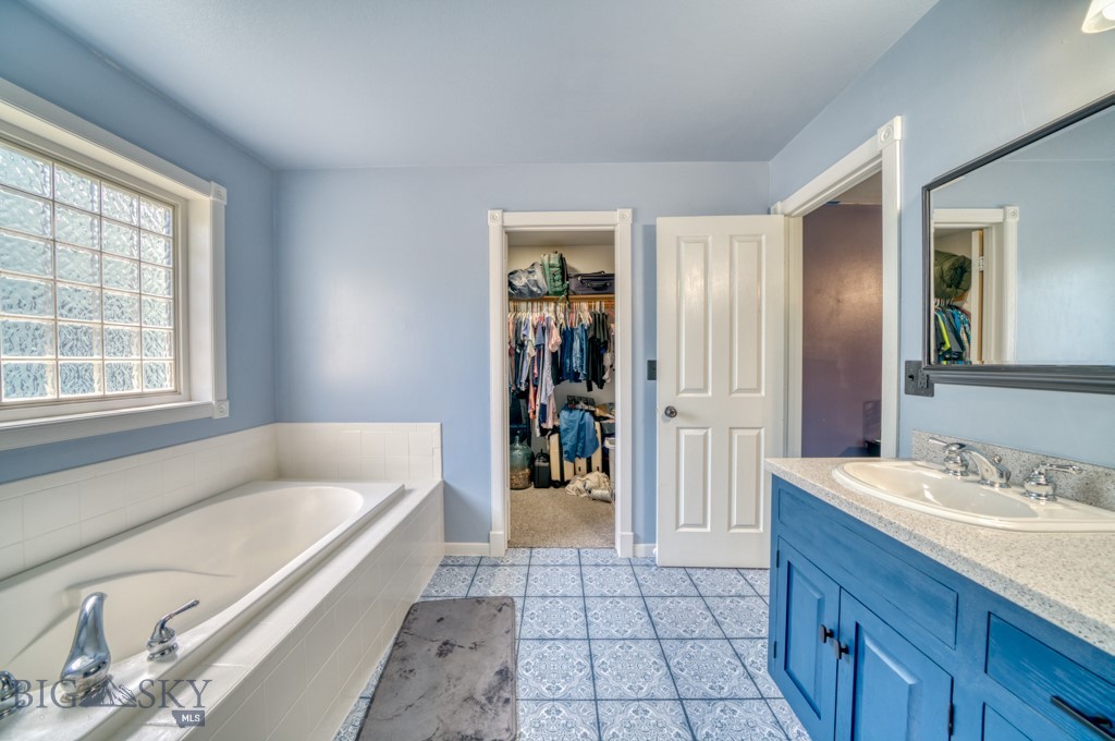 118 Clinton, Belgrade MT 59714