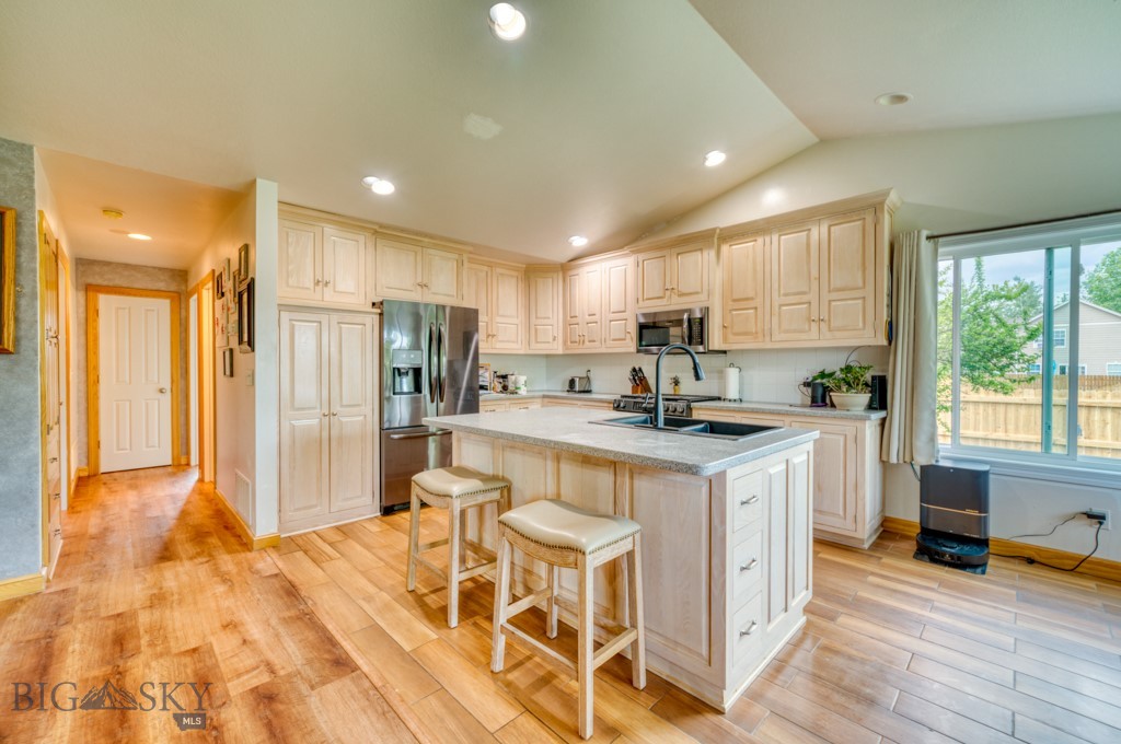 118 Clinton, Belgrade MT 59714