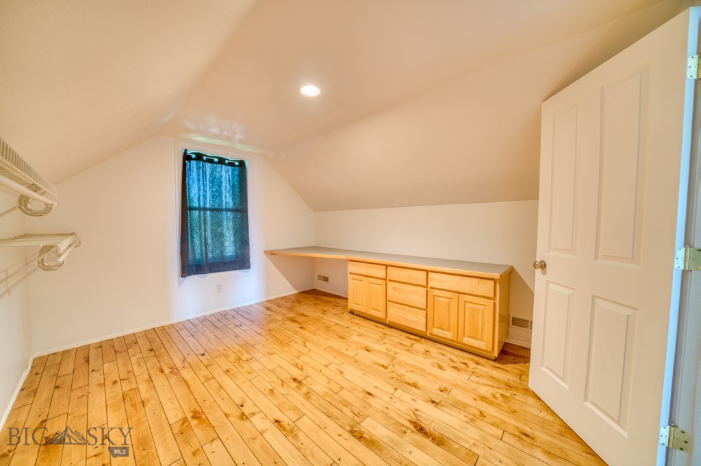 118 Clinton, Belgrade MT 59714