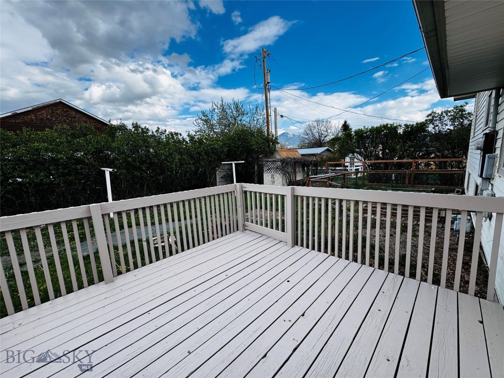 118 Elm Lane, Livingston MT 59047