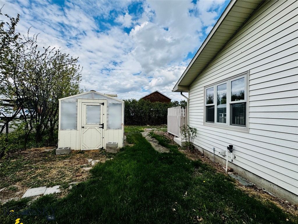 118 Elm Lane, Livingston MT 59047