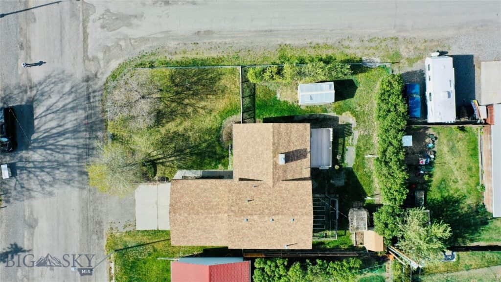 118 Elm Lane, Livingston MT 59047