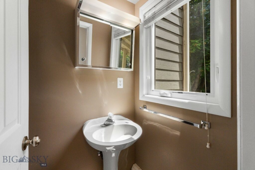 118 S 15th Avenue, Bozeman MT 59715