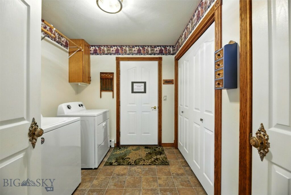 12 Pathfinder Trail, Bozeman MT 59718