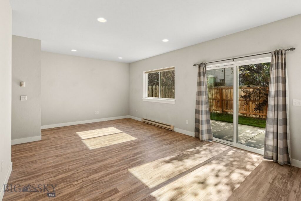 1200 Glider Lane, Belgrade MT 59714