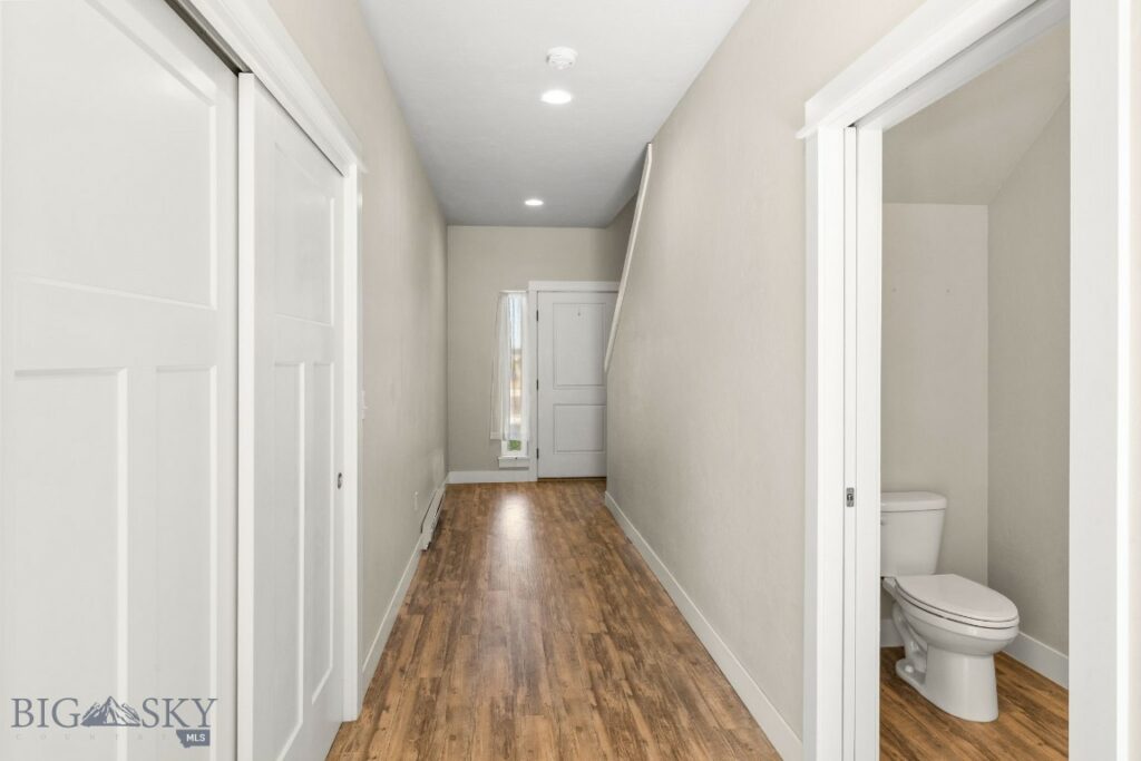 1200 Glider Lane, Belgrade MT 59714