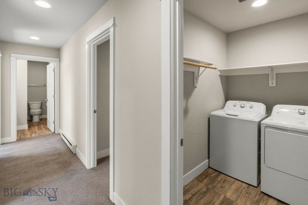 1200 Glider Lane, Belgrade MT 59714