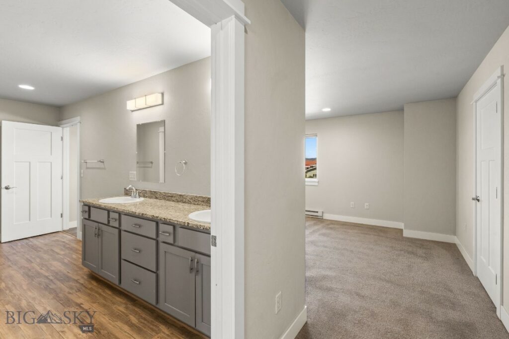 1200 Glider Lane, Belgrade MT 59714