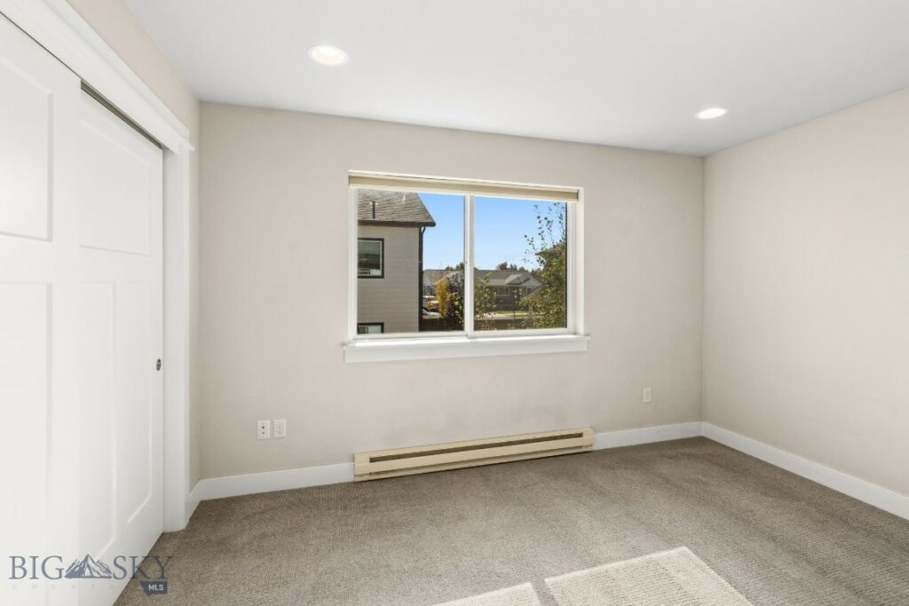 1200 Glider Lane, Belgrade MT 59714