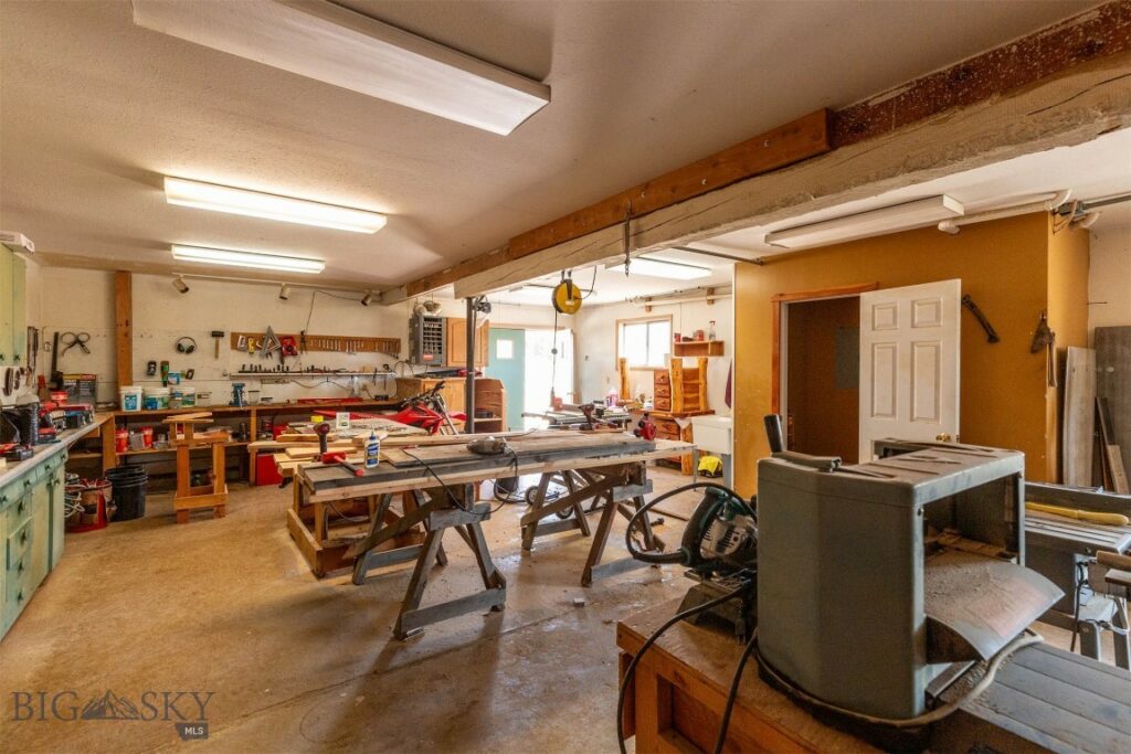 1202 Ludwig Lane, Bozeman MT 59718
