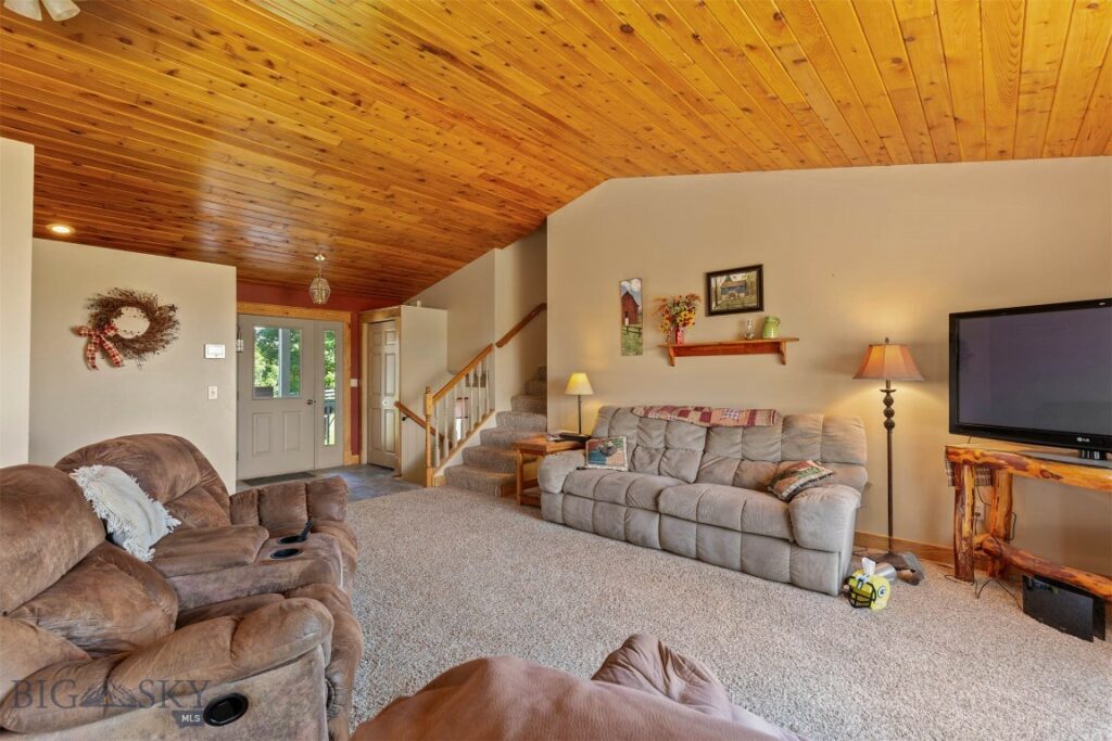 1202 Ludwig Lane, Bozeman MT 59718