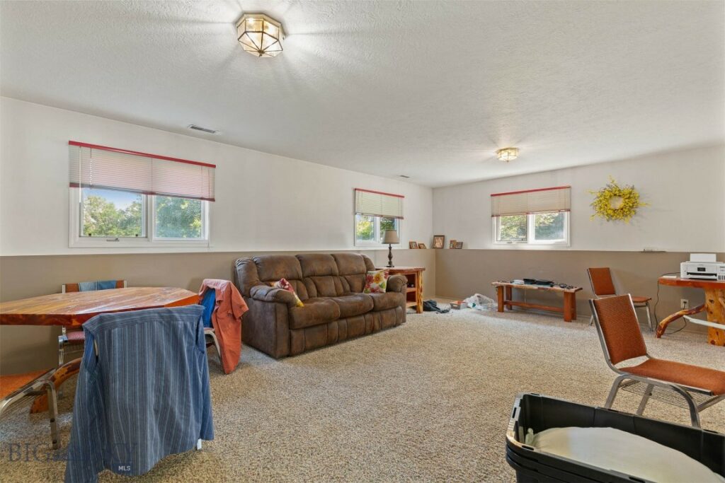 1202 Ludwig Lane, Bozeman MT 59718