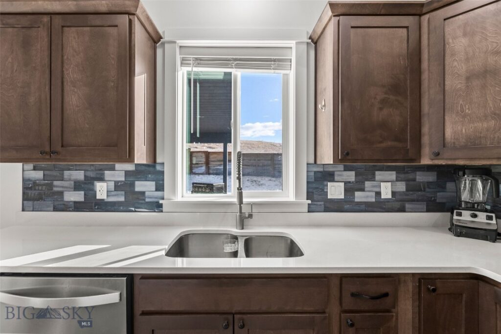 1202 Sweetgrass Lane, Livingston MT 59047
