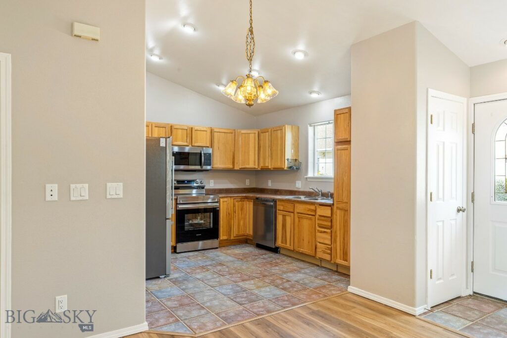1202 Wineglass Court, Livingston MT 59047
