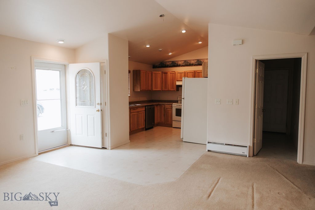 1202 Wineglass Ct Court, Livingston MT 59047