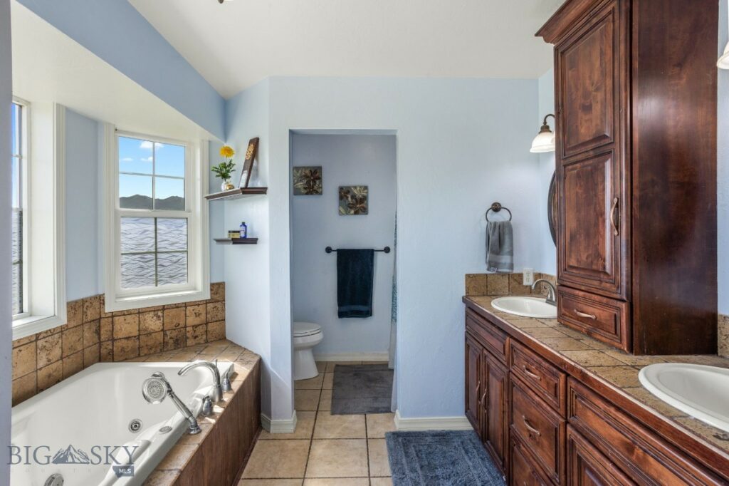 1206 Parkview, Livingston MT 59047