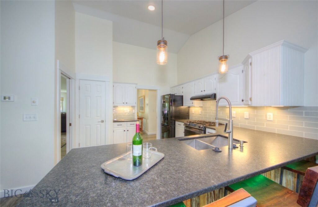 1208 Woodland Drive, Bozeman MT 59718